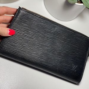 Louis Vuitton LV Epi Black Clutch